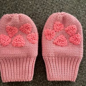 Brand new never worn. Without tags. Joules 12-24 months mittens